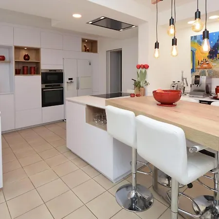 Holiday home Lovely In Nimes