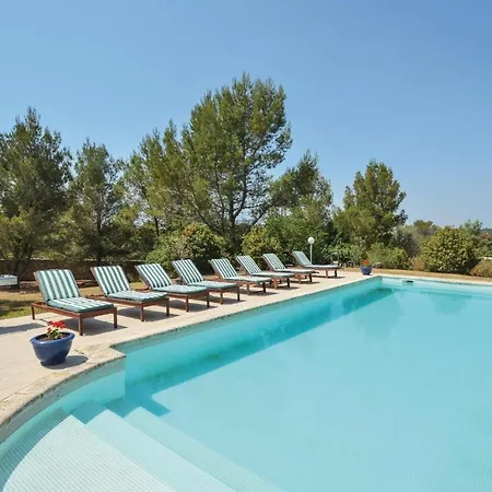 Holiday home Lovely In Nimes