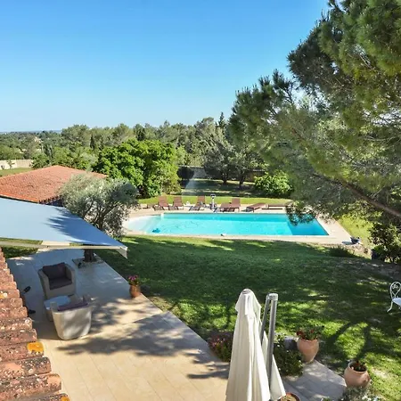Holiday home Lovely In Nimes